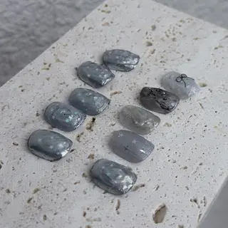 ネイル 🎀 Hiyubi._.nail 🫧所属・🎀フェイ フェイ🫧💗のネイルデザイン