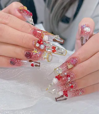 ネイル ネイルサロンエクラ 🫧Shizukaのネイルデザイン