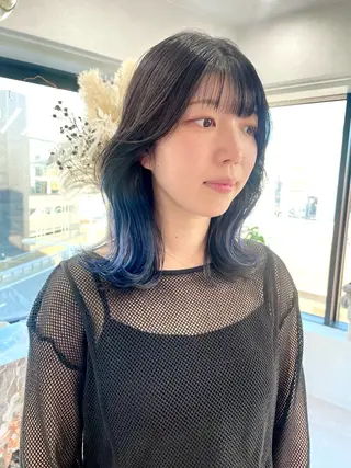 ミディアム 切りっぱなしボブイヤ リングカラー清水隆央のヘアスタイル