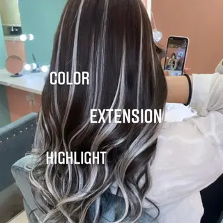 ロング カラー エクステ🩵ブリーチ 韓国ヘア🩵KAEのヘアスタイル