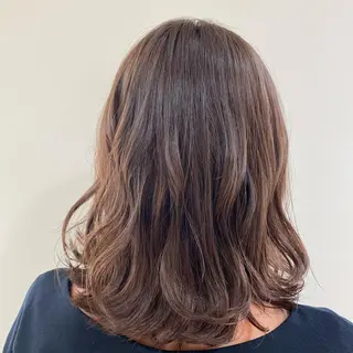 セミロング 長井 麻帆のヘアスタイル