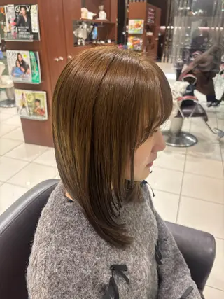 カラー 柴垣 万希のヘアスタイル