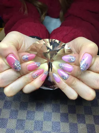 ネイル みんなの店所属・仲谷 つかさのエステ・リラクイメージ