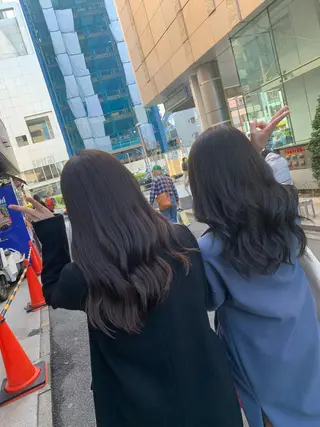 ロング カラー ヘアアレンジ Moana by HEADLIGHT所属・tomoka/ デザインカラー🌺のヘアスタイル