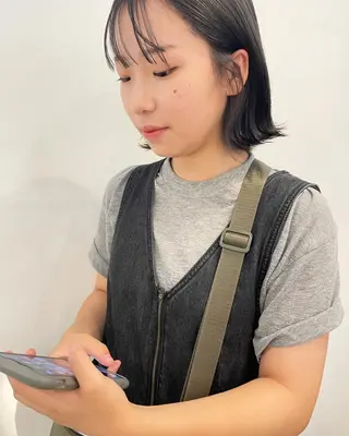 ミディアム カラー 佐藤 永夏のヘアスタイル