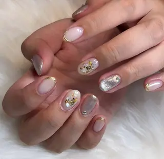 ネイル 🫧yua 🌸🫧のネイルデザイン