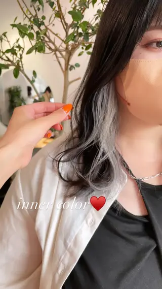 ミディアム 岸川 恭子のヘアスタイル