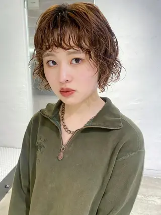 ミディアム カラー パーマ ヘアアレンジ ITby ALBUM 北千住店のヘアスタイル