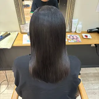 カラー しおり🍬 KOKORO🤍のヘアスタイル