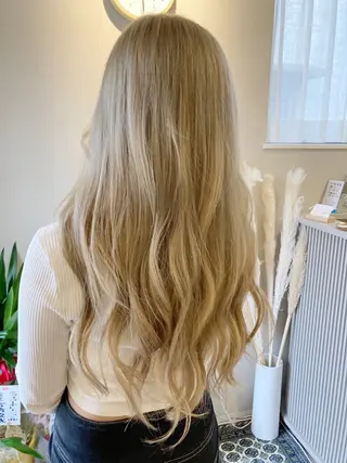 ロング 志村 瞳のヘアスタイル