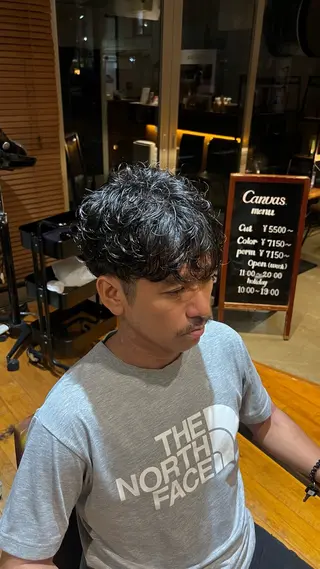 メンズ 三宅 凜佳のヘアスタイル