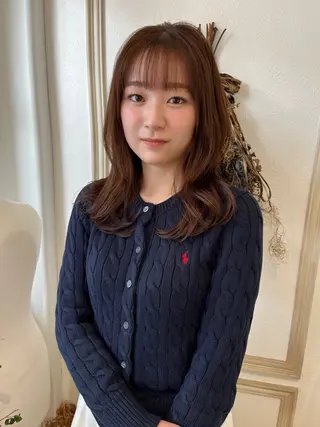 セミロング カラー ヘアアレンジ merc. 🩵妹尾杏菜のヘアスタイル