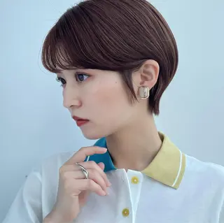 ショート カラー レイヤー/ショート透 明感カラー/西田祐賀のヘアスタイル