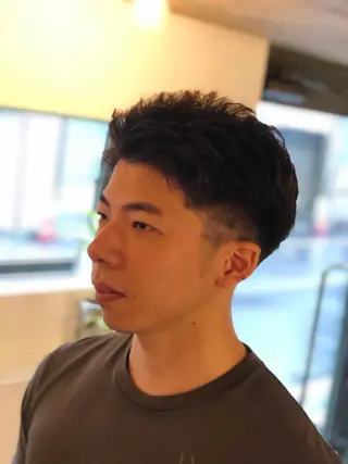 ショート 近野 浩隆のヘアスタイル