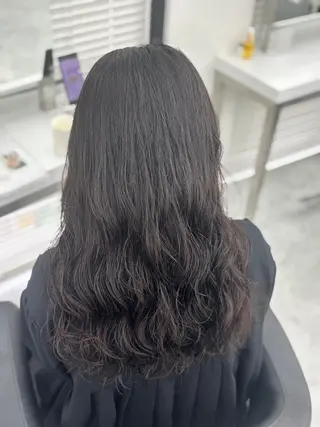 ロング 韓国ヘア/ブリーチ無 しWカラー/オリーブのヘアスタイル