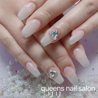 ネイル queens nailsalonのネイルデザイン