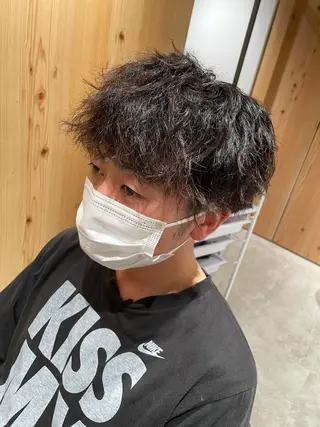 ショート カラー パーマ ヘアアレンジ メンズ パーソナルカラー合わ せたカラー🤍なつみのヘアスタイル