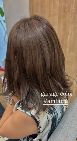 ミディアム カラー shimizu .のヘアスタイル