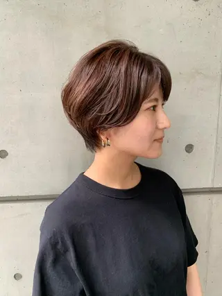 ショート 大角  実希のヘアスタイル