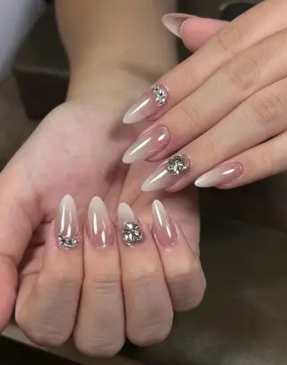 ネイル Hanni ANA.CHUOのネイルデザイン