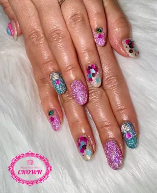 ネイル CROWN プライベートサロンのネイルデザイン