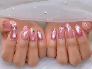 ネイル lucky nail 歌舞伎町のネイルデザイン