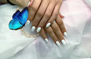 ネイル pink ladyサロン所属・べ にのネイルデザイン