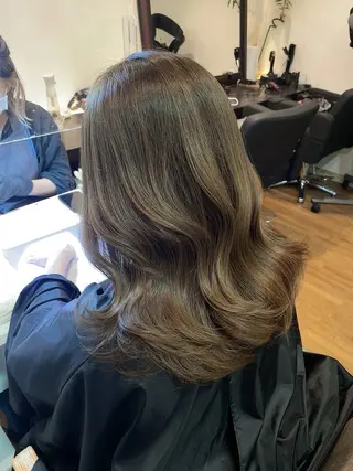 セミロング Village所属・village放出 エリアNO1サロンのヘアスタイル