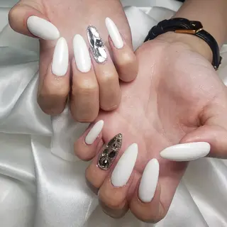 ネイル ビジュード ネイルのネイルデザイン