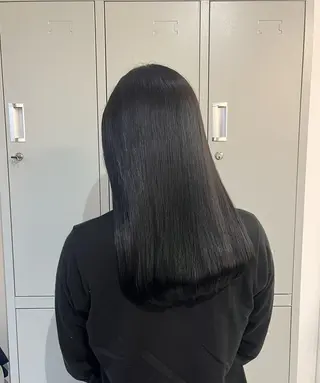 カラー 🎀韓国レイヤー/ 🫧暖色/暗髪カラーのヘアスタイル