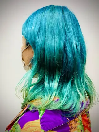 セミロング カラー KAH所属・Koichi Satoのヘアスタイル