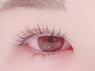 マツエク・マツパ sucre所属・小林 優美のマツエク・マツパデザイン