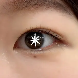 マツエク・マツパ 河方 紗希のネイルデザイン