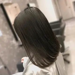 ミディアム アンドウ ユウ/ レイヤーカット/韓国のヘアスタイル