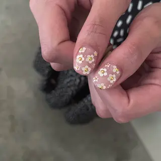 ネイル SALON VILLAGE AOYAMA 2nd.所属・NAKAMURA HARUKAのネイルデザイン