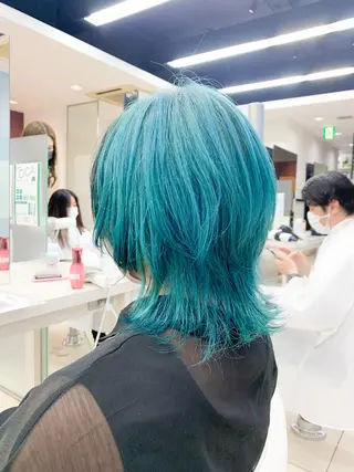 ミディアム カラー ✂︎レディース のメンズカット屋さんのヘアスタイル