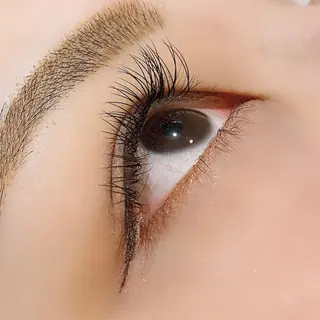 マツエク・マツパ eye+nico所属・岩竹 海咲のマツエク・マツパデザイン