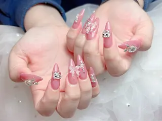 ネイル Bél Nail salonのネイルデザイン