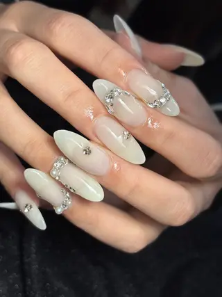 ネイル ✴︎ Delightのネイルデザイン