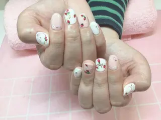 ネイル Megumi Nailのネイルデザイン