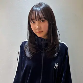 セミロング カラー グレージュ🐰透明感 カラー🫧akihoのヘアスタイル