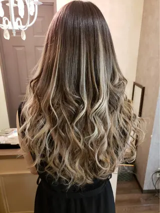 ロング ヘアアレンジ MagicMush ✴︎シールエクステのヘアスタイル