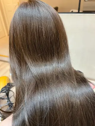 ロング 小山 ヨシタカのヘアスタイル