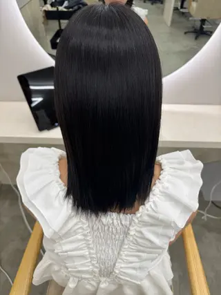 カラー sand emaのヘアスタイル