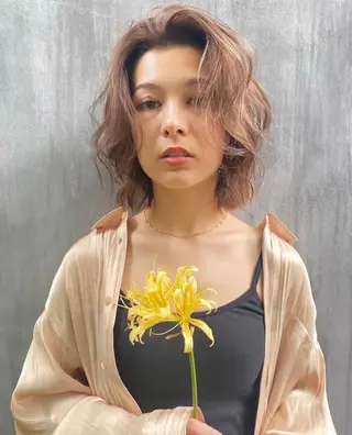 ミディアム ナツミ🌼新越谷/ 骨格修正/艶髪のヘアスタイル