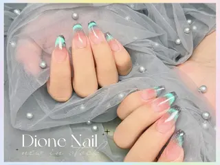 ネイル Dione ネイル専門店のネイルデザイン