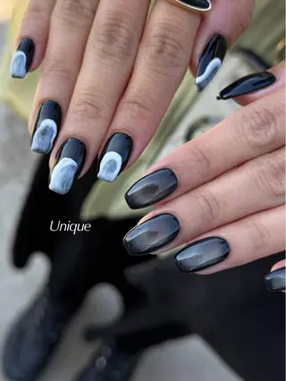 ネイル Unique 【ユニーク】のネイルデザイン