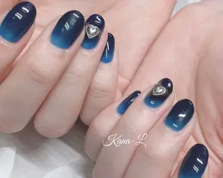 ネイル 芦辺 香奈のネイルデザイン