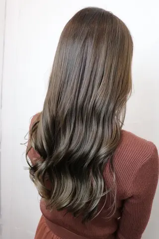 ロング カラー Lufca所属・Lufca Taiseiのヘアスタイル