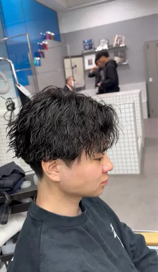 パーマ メンズ ユウ✩.*˚/メンズ 特化/シャドウパーマのヘアスタイル